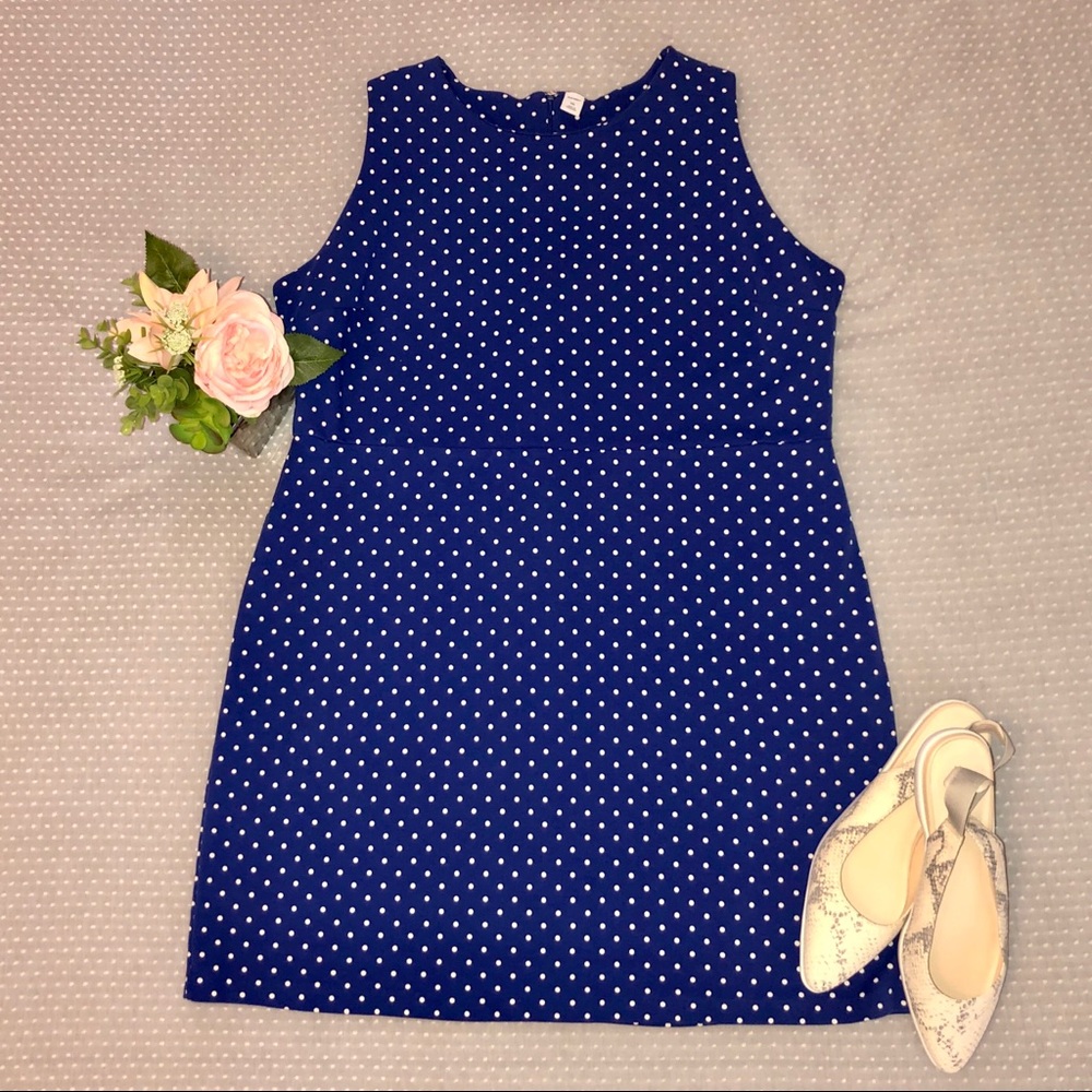 Old Navy blue & white polka dot sleeveless dress